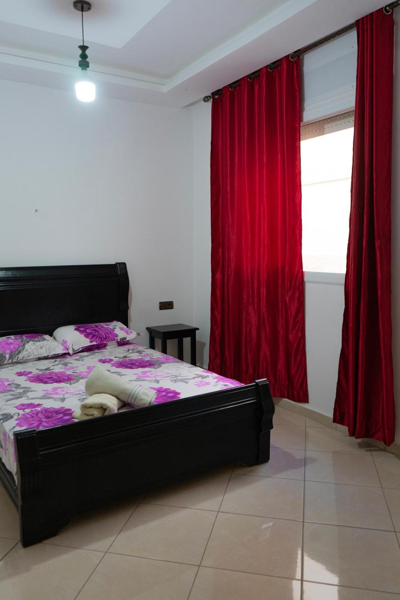 Enjoy Your Vacation Here, 1 Min To The Beach, Only For Families !! مرتيل المظهر الخارجي الصورة